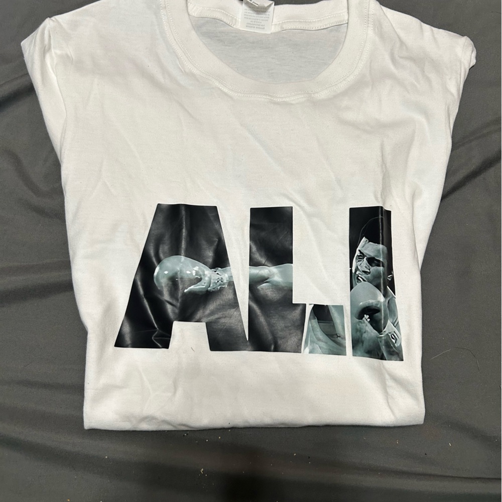 Boxing Great “ALI” Tee